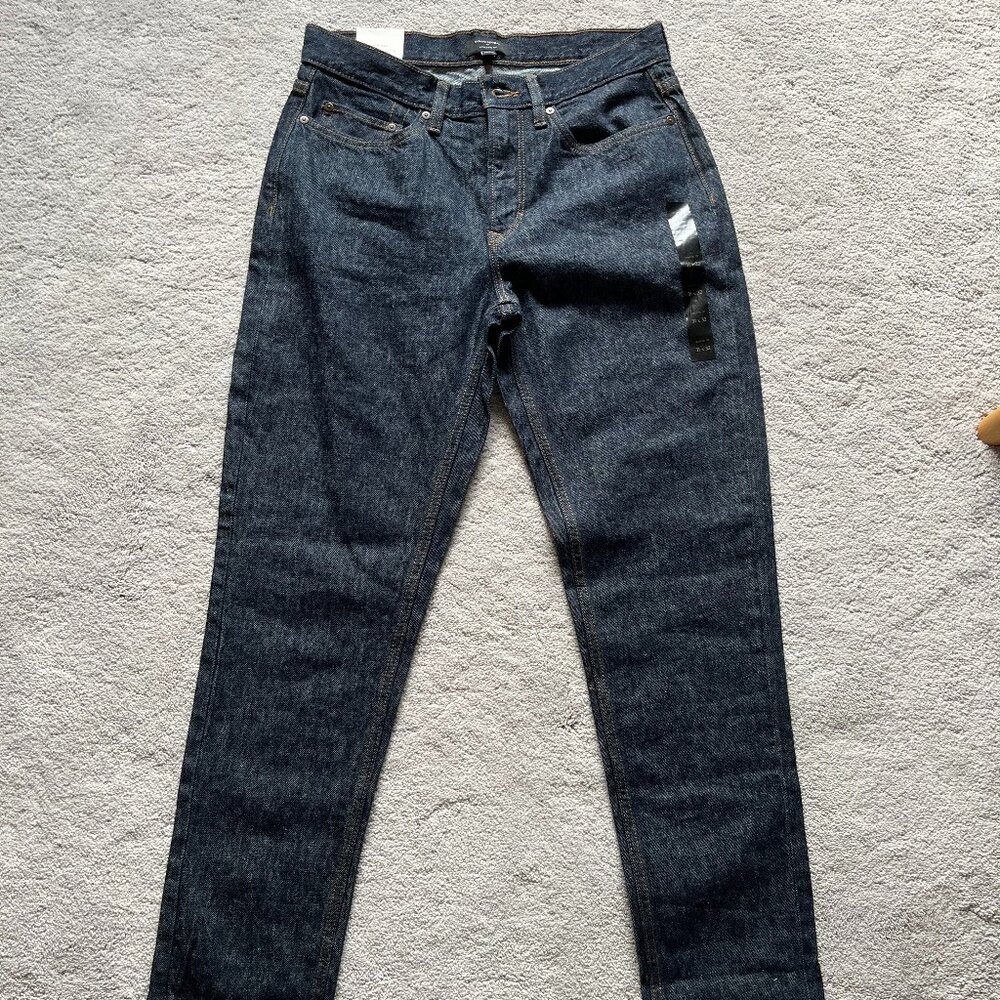 NWT 31x32 Banana Republic Athletic Hemp Jean - Rich Indigo Wash